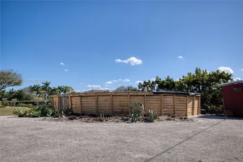 23550 SW 214th Place Homestead FL 33031