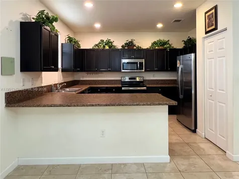 422 SE 34th Terrace Homestead FL 33033