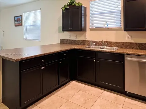 422 SE 34th Terrace Homestead FL 33033