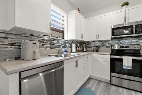 2642 SE 3rd Street Homestead FL 33033