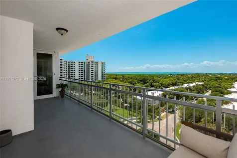 600 Grapetree Drive Key Biscayne FL 33149