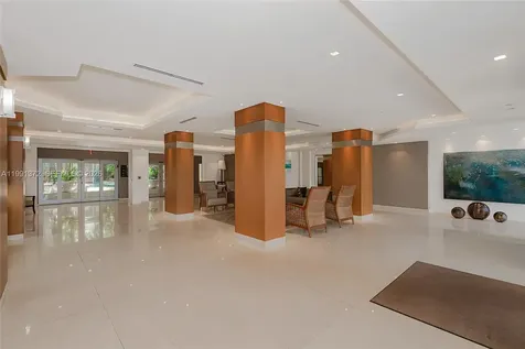 600 Grapetree Drive Key Biscayne FL 33149