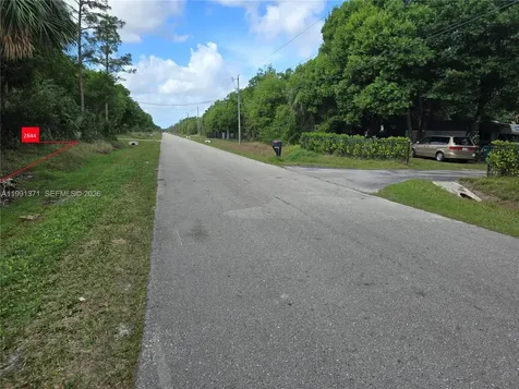 2844 70th Avenue NE Naples FL 34120
