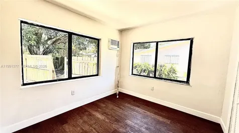 1352 NW 112th Terrace Miami FL 33167