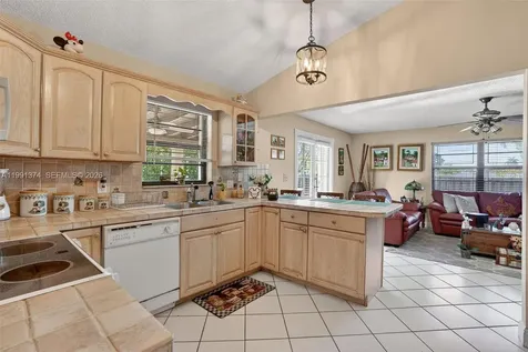3381 SW 140th Avenue Miami FL 33175