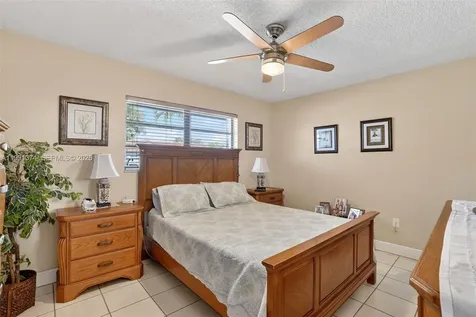 3381 SW 140th Avenue Miami FL 33175