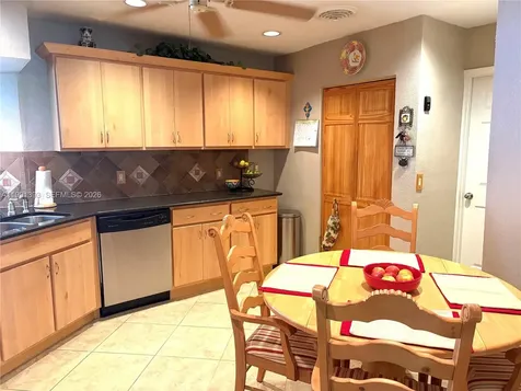 4430 NW 6th Court Coconut Creek FL 33066
