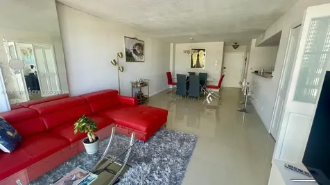2017 Ocean Drive Hallandale Beach FL 33009