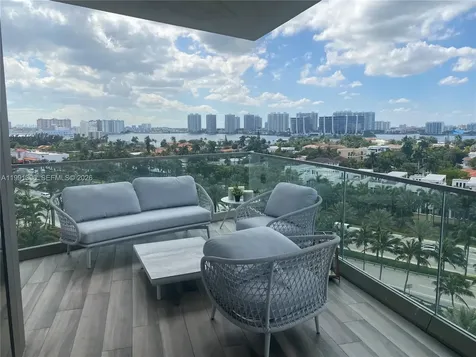 18975 Collins Avenue Sunny Isles Beach FL 33160