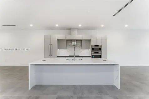 2840 SW 32nd Court Miami FL 33133