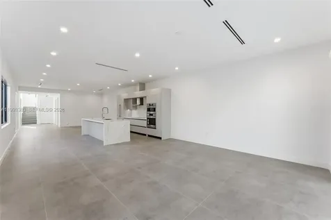 2840 SW 32nd Court Miami FL 33133