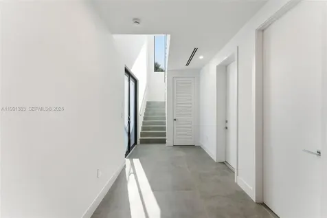 2840 SW 32nd Court Miami FL 33133