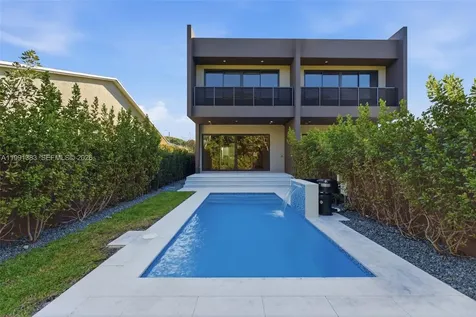 2840 SW 32nd Court Miami FL 33133