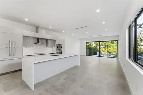 2840 SW 32nd Court Miami FL 33133