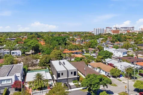 2840 SW 32nd Court Miami FL 33133