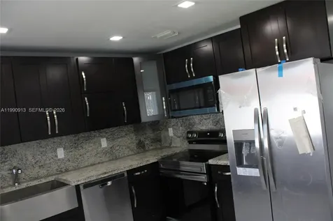 2411 SW 6th Street Fort Lauderdale FL 33312