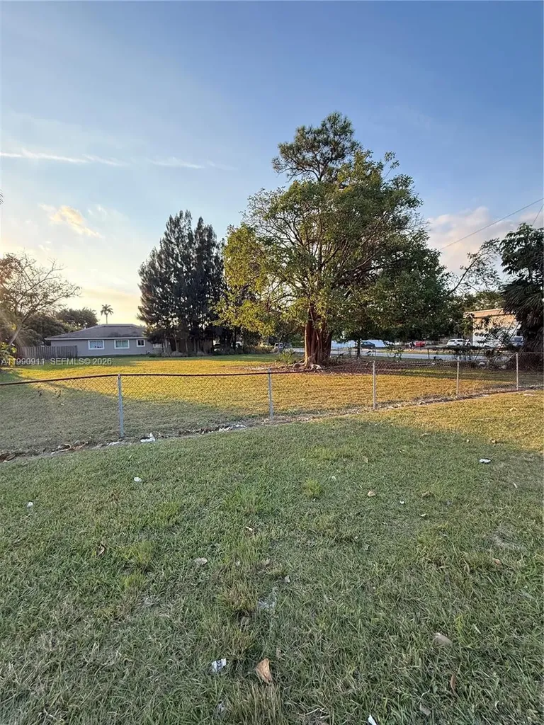 199 NE 9th Street Homestead FL 33030