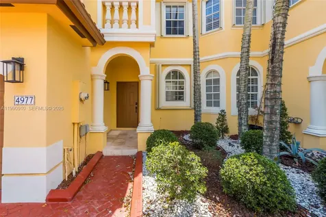4977 SW 135th Way Miramar FL 33027