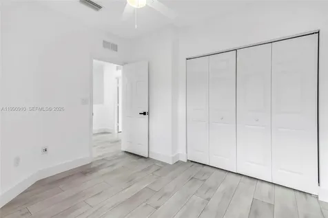 4977 SW 135th Way Miramar FL 33027