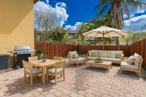 4977 SW 135th Way Miramar FL 33027