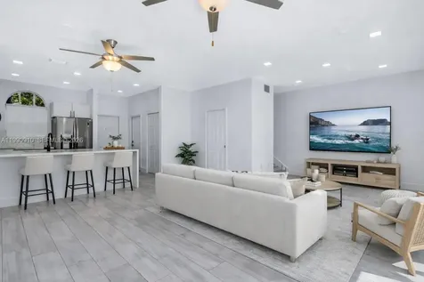 4977 SW 135th Way Miramar FL 33027