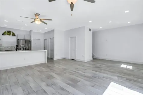 4977 SW 135th Way Miramar FL 33027