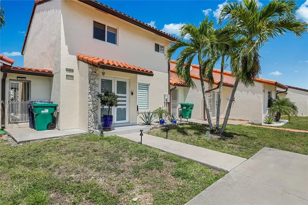 12511 SW 12th Lane Miami FL 33184