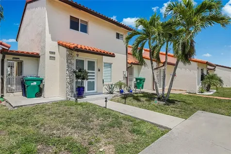 12511 SW 12th Lane Miami FL 33184