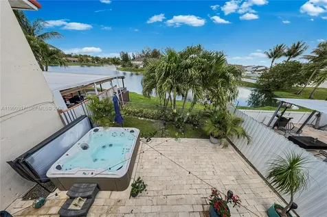 12511 SW 12th Lane Miami FL 33184
