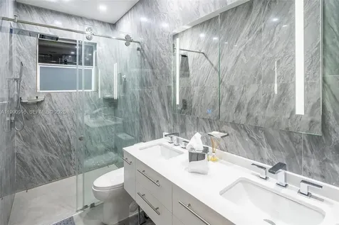392 Coconut Circle Weston FL 33326