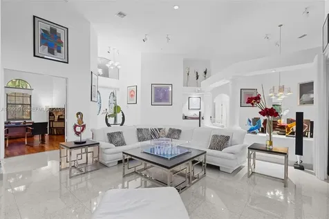 392 Coconut Circle Weston FL 33326