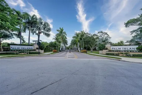 392 Coconut Circle Weston FL 33326