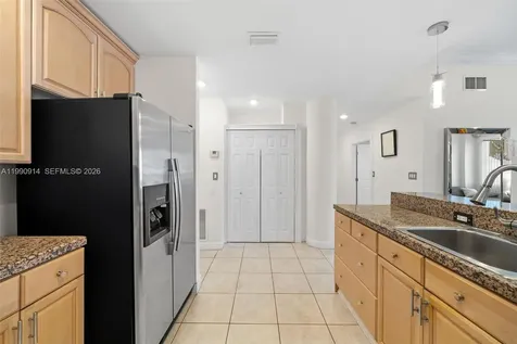 3725 S Ocean Drive Hollywood FL 33019