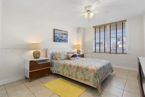 3725 S Ocean Drive Hollywood FL 33019