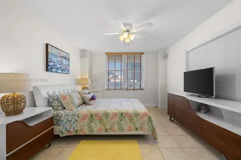 3725 S Ocean Drive Hollywood FL 33019