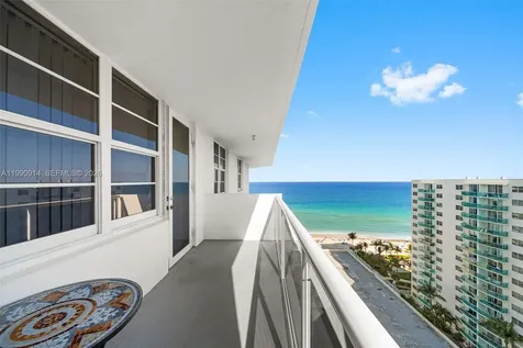 3725 S Ocean Drive Hollywood FL 33019