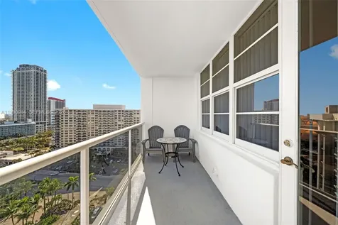 3725 S Ocean Drive Hollywood FL 33019