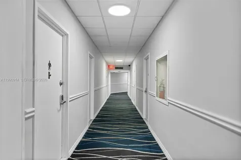 3725 S Ocean Drive Hollywood FL 33019