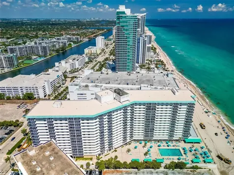 3725 S Ocean Drive Hollywood FL 33019