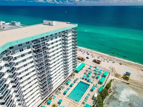 3725 S Ocean Drive Hollywood FL 33019