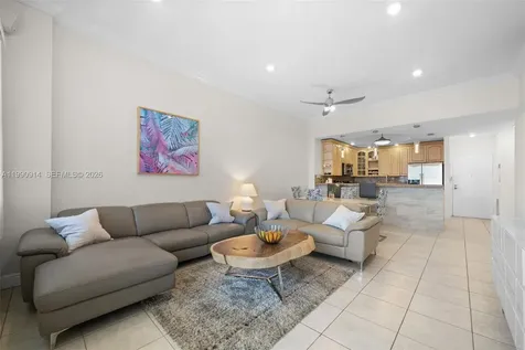 3725 S Ocean Drive Hollywood FL 33019