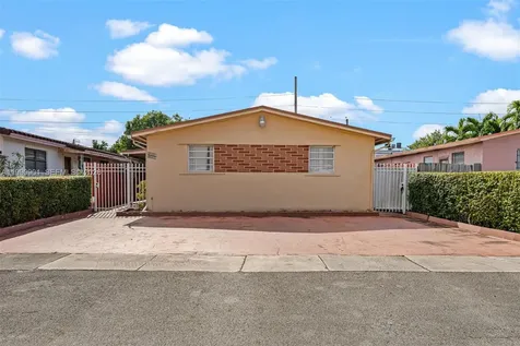 1028 W 30th Street Hialeah FL 33012