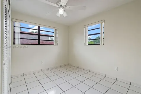 1028 W 30th Street Hialeah FL 33012