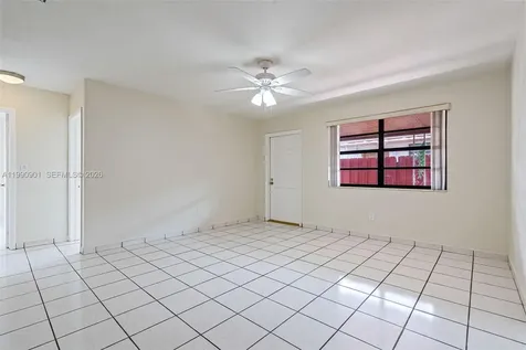 1028 W 30th Street Hialeah FL 33012