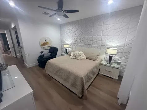 6923 Julia Gardens Drive Coconut Creek FL 33073