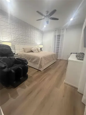 6923 Julia Gardens Drive Coconut Creek FL 33073