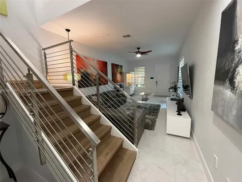6923 Julia Gardens Drive Coconut Creek FL 33073