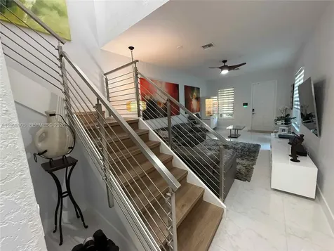 6923 Julia Gardens Drive Coconut Creek FL 33073