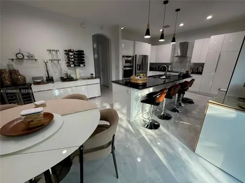 6923 Julia Gardens Drive Coconut Creek FL 33073
