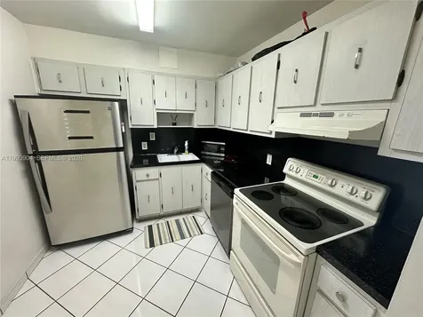 100 Bayview Drive Sunny Isles Beach FL 33160